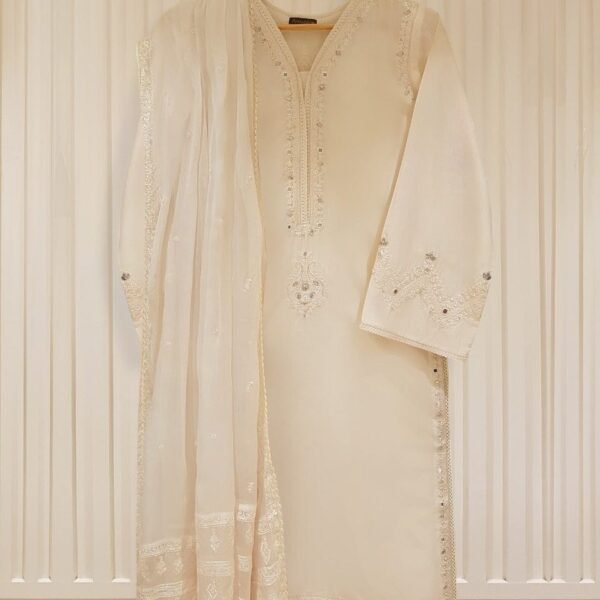 Agha noor jequard lawn 2 piece