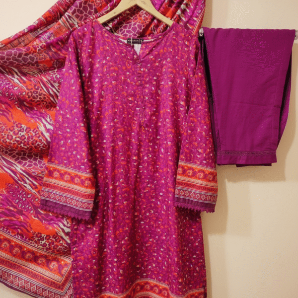 ✨ Winter Sale Alert | Sadabahar Khaddar 3-Piece Stitched Collection 2024 ✨