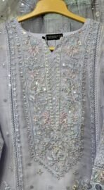 Mahpara by Sada Bahar Stitched 3 Piece Festive Formals Vol-17 Collection'2025 - Image 3