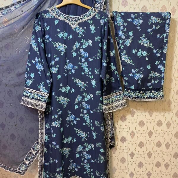 𝙎𝙖𝙙𝙖𝙗𝙖𝙝𝙖𝙧 𝙇𝙪𝙭𝙪𝙧𝙮 𝙑𝙞𝙨𝙘𝙤𝙨𝙚 𝙒𝙞𝙩𝙝 𝘾𝙝𝙞𝙛𝙛𝙤𝙣 𝙀𝙢𝙗𝙧𝙤𝙞𝙙𝙚𝙧𝙚𝙙 𝘿𝙪𝙥𝙖𝙩𝙩𝙖