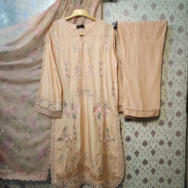 𝙎𝘼𝘿𝘼𝘽𝘼𝙃𝘼𝙍 𝙇𝙪𝙭𝙪𝙧𝙮 Lawn 𝙁𝙚𝙨𝙩𝙞𝙫𝙚 Heavy 𝙀𝙢𝙗 𝟯𝙋𝙄𝙀𝘾𝙀 𝙎𝙏𝙄𝙏𝘾𝙃𝙀𝘿 𝘾𝙊𝙇𝙇𝙀𝘾𝙏𝙄𝙊𝙉 𝟮𝟬𝟮6