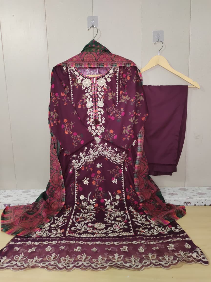 WhatsApp Image 2026-03-28 at 5.39.50 PM 𝘼𝘿𝘼𝘽𝘼𝙃𝘼𝙍 𝙇𝙪𝙭𝙪𝙧𝙮 Lawn 𝙁𝙚𝙨𝙩𝙞𝙫𝙚 SIGNATURE Heavy 𝙀𝙢𝙗 𝙒𝙞𝙩𝙝 𝘿𝙞𝙜𝙞𝙩𝙖𝙡 𝙇𝙖𝙬𝙣 𝘿𝙪𝙥𝙖𝙩𝙩𝙖 𝟯𝙋 𝙎𝙏𝙄𝙏𝘾𝙃𝙀𝘿 𝘾𝙊𝙇𝙇𝙀𝘾𝙏𝙄𝙊𝙉 𝟮𝟬𝟮6 - Image 1