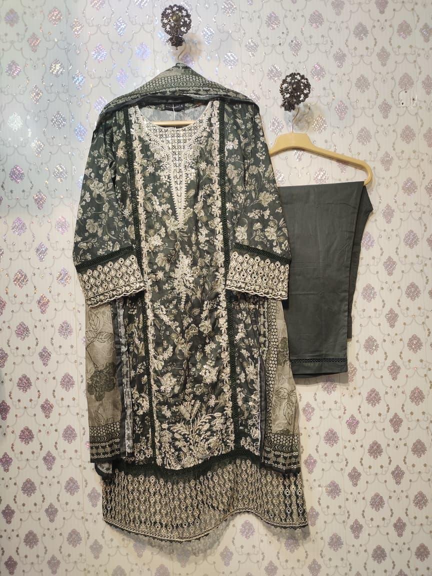 WhatsApp Image 2026-03-29 at 12.15.42 PM (1) 𝘼𝘿𝘼𝘽𝘼𝙃𝘼𝙍 𝙇𝙪𝙭𝙪𝙧𝙮 Lawn 𝙁𝙚𝙨𝙩𝙞𝙫𝙚 SIGNATURE Heavy 𝙀𝙢𝙗 𝙒𝙞𝙩𝙝 𝘿𝙞𝙜𝙞𝙩𝙖𝙡 𝙇𝙖𝙬𝙣 𝘿𝙪𝙥𝙖𝙩𝙩𝙖 𝟯𝙋 𝙎𝙏𝙄𝙏𝘾𝙃𝙀𝘿 𝘾𝙊𝙇𝙇𝙀𝘾𝙏𝙄𝙊𝙉 𝟮𝟬𝟮6 - Image 1